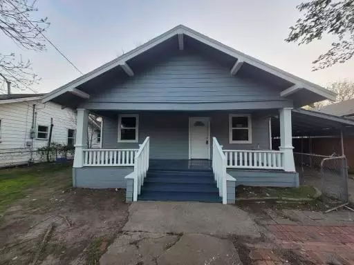 1104 S Montgomery Street, Sherman, TX 75090