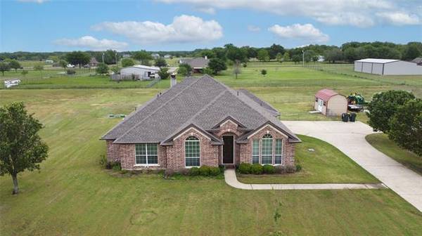 6261 Graham Point Trail, Royse City, TX 75189