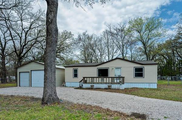 191 Albany Drive, Mabank, TX 75156