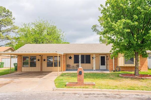 3405 NE 10th Street, Mineral Wells, TX 76067