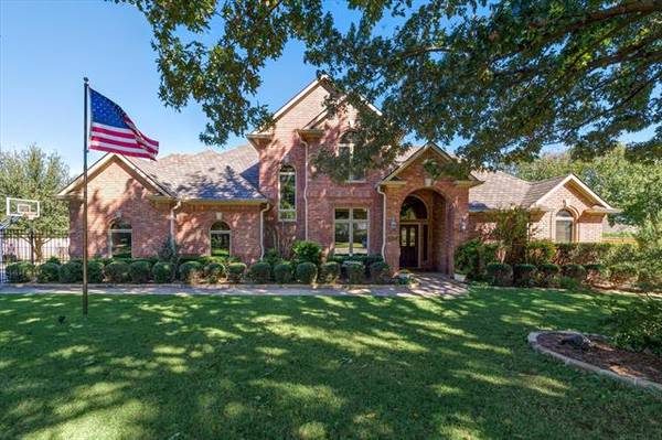 2406 Spruce Court, Colleyville, TX 76034