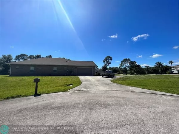 Fort Pierce, FL 34947,1420 Pineburke Ln