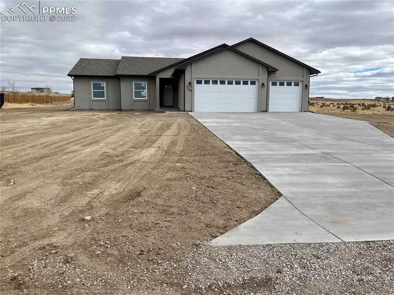 1160 N Calico Rock LN, Pueblo West, CO 81007