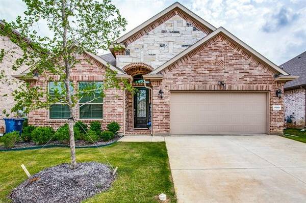 1010 Pitch Pine Street, Hickory Creek, TX 75065