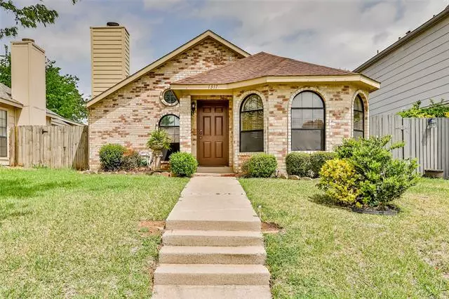 1317 Cedar Ridge Drive, Lewisville, TX 75067