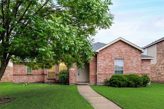 2657 Saint Andrews Drive, Lancaster, TX 75146