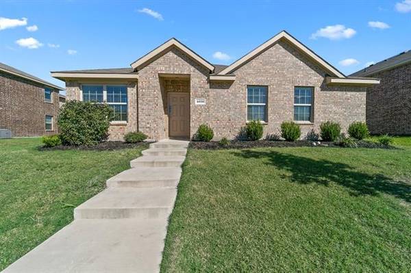 4070 PASSAGE Way, Lancaster, TX 75146