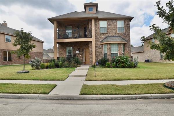 1930 Parkside Lane, Lancaster, TX 75146