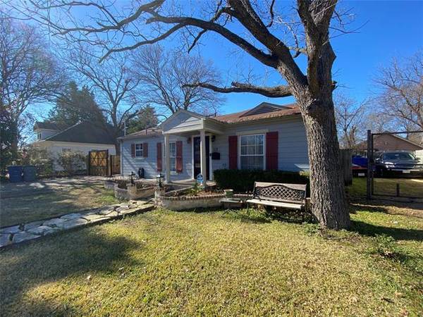 113 S Ellis Street, Lancaster, TX 75146