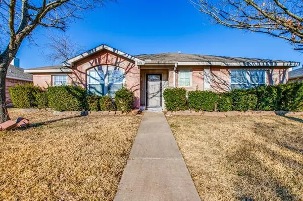 140 Palm Drive, Lancaster, TX 75146