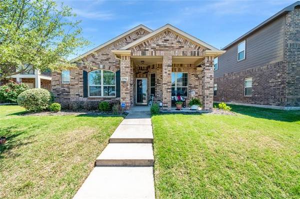 1794 Overlook Drive, Lancaster, TX 75146