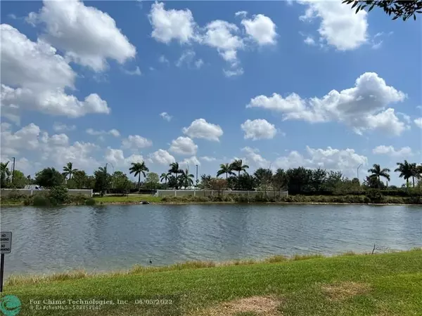 Hollywood, FL 33024,4115 Cascada Cir  #4115