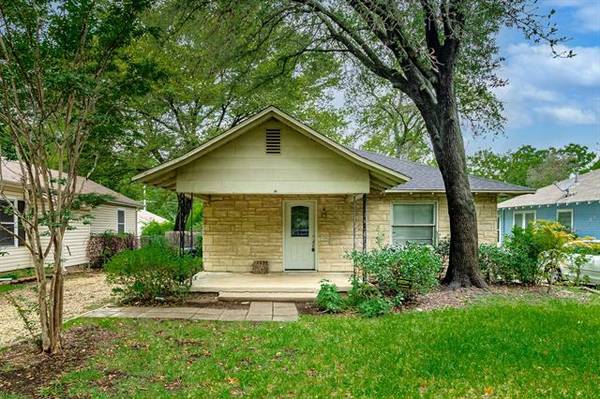 2726 College Avenue, Fort Worth, TX 76110