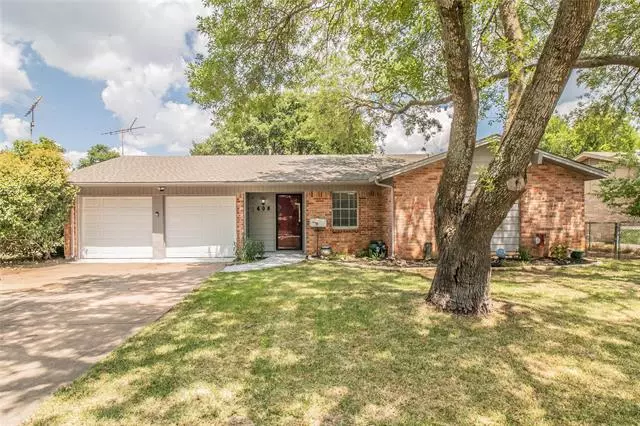 408 Harvey Street, Crowley, TX 76036