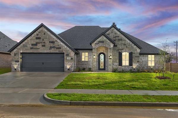 3000 Capital Hill Drive, Burleson, TX 76028