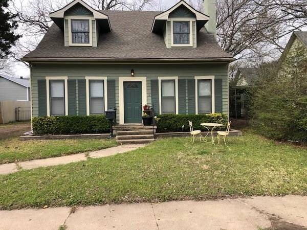 607 N Gaines Street, Ennis, TX 75119