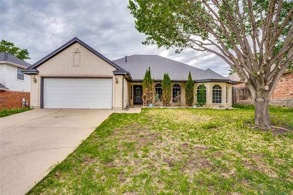 2403 Page Place, Mansfield, TX 76063