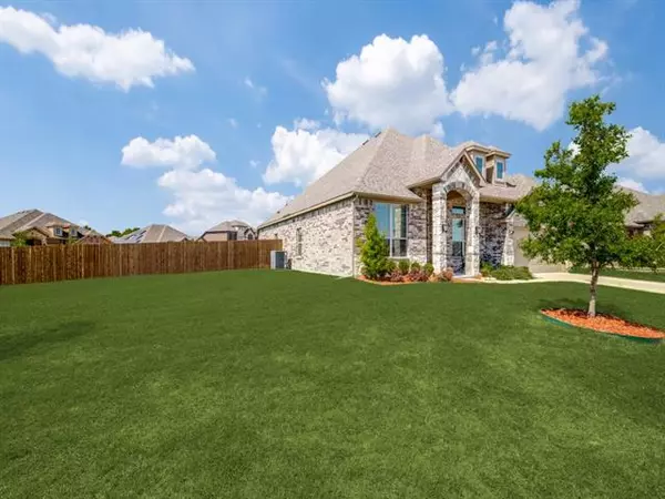 Forney, TX 75126,532 Longhorn Lane