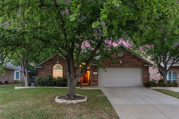 2311 Castlegate Drive, Corinth, TX 76210