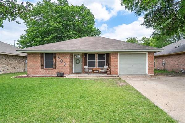 603 E Buffalo Street,  Forney,  TX 75126