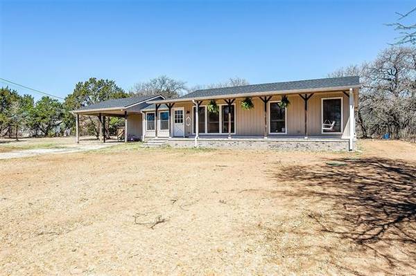 4451 Fm 113,  Millsap,  TX 76066