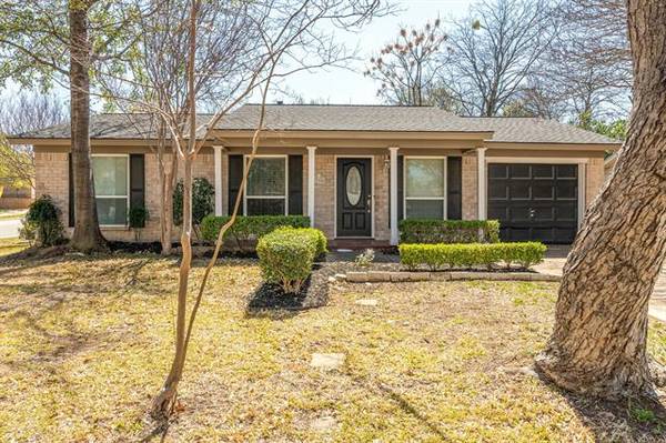 2900 David Lane, Arlington, TX 76013