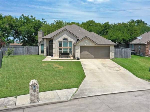 703 Valley Court, Royse City, TX 75189