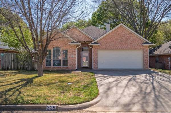 325 River Oaks Lane, Canton, TX 75103