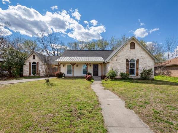 601 N Avenue D, Springtown, TX 76082