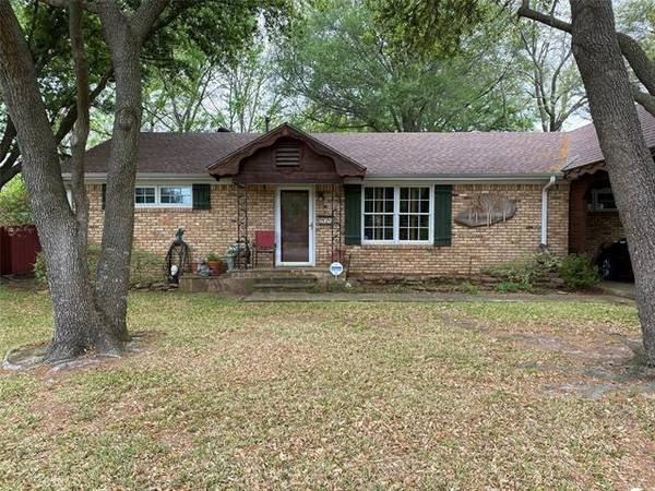 1606 S Jefferson Street, Kaufman, TX 75142