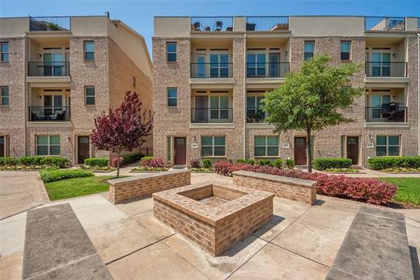 1314 Palm Canyon Drive, Dallas, TX 75204