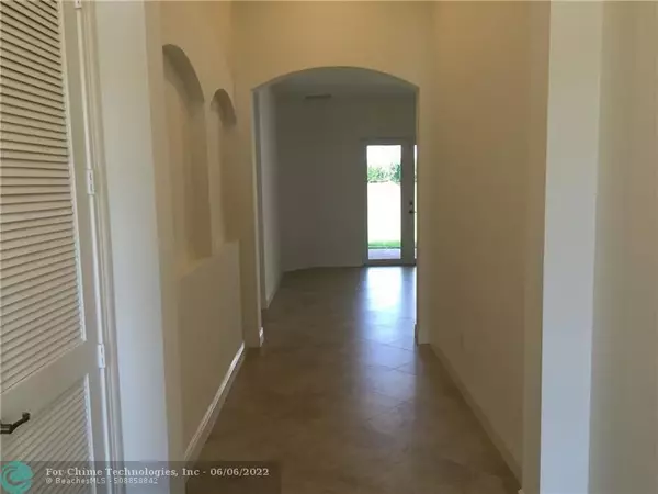 Parkland, FL 33076,8770 Mira Lago Way