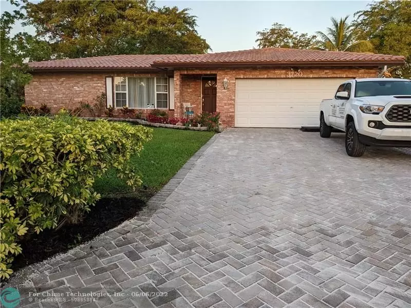 3720 NW 107th Ter, Coral Springs, FL 33065