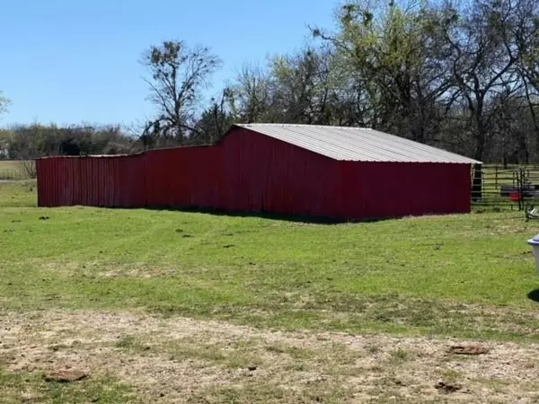 Retreat, TX 75110,1375 County Road 1030