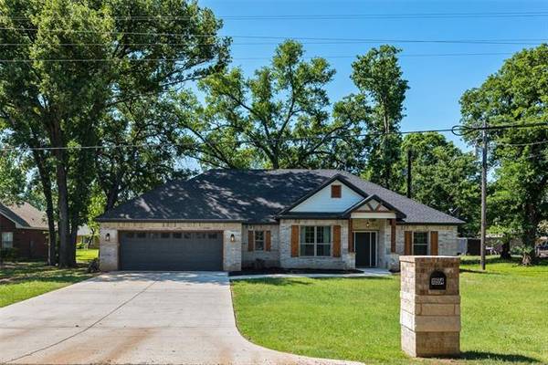 10554 County Road 4022, Kemp, TX 75143