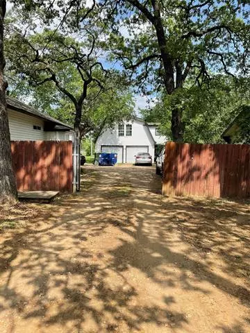 Fort Worth, TX 76112,2913 Hunter Street