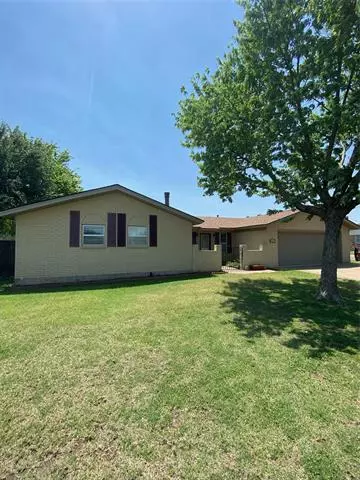 106 Circle Drive, Willow Park, TX 76087