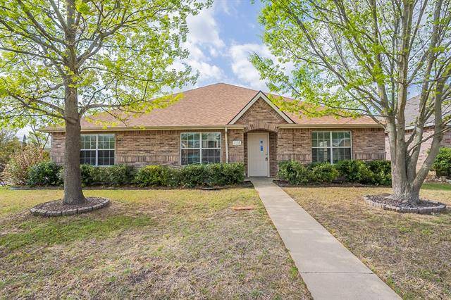 118 Red Wolf Lane, Red Oak, TX 75154