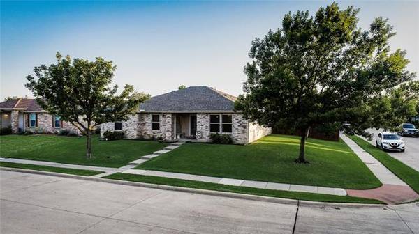 2501 Barksdale Drive, Rockwall, TX 75032