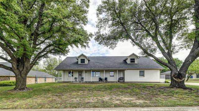 401 Brookview Drive, Decatur, TX 76234