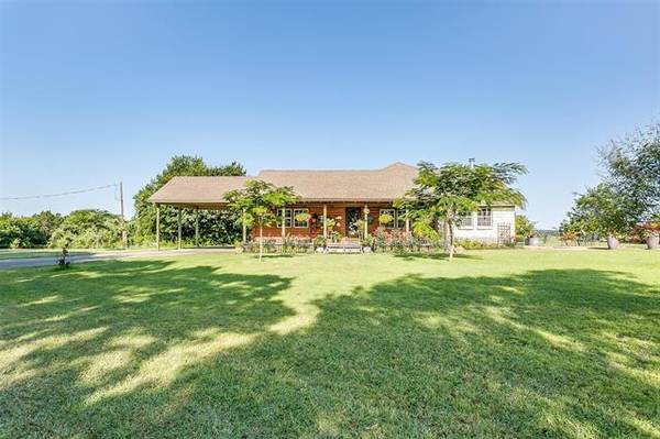 615 Mill Road, Springtown, TX 76082