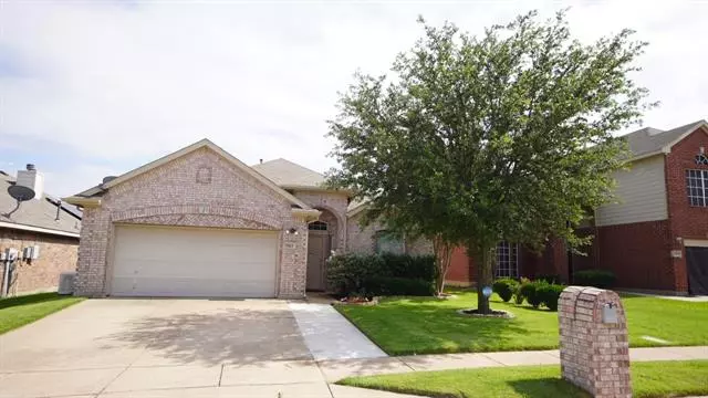 5813 Fathom Drive, Fort Worth, TX 76135