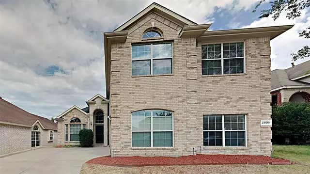 4908 Portview Drive, Fort Worth, TX 76135