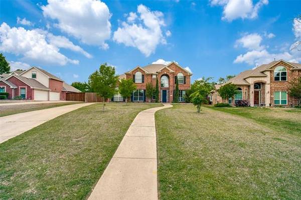 249 Love Bird Lane, Murphy, TX 75094