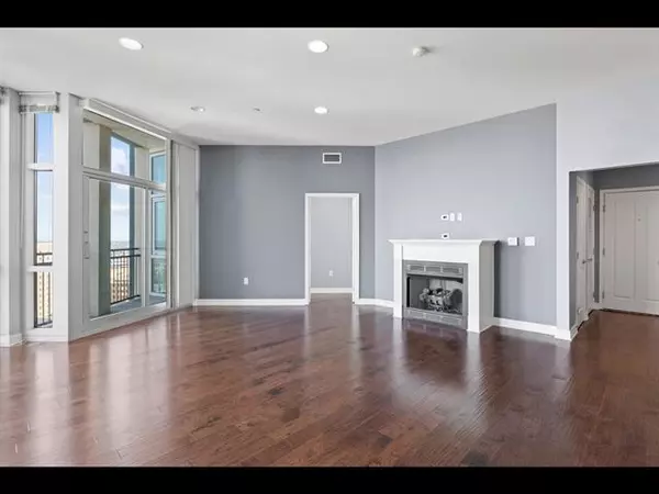 Fort Worth, TX 76102,500 Throckmorton Street #2401