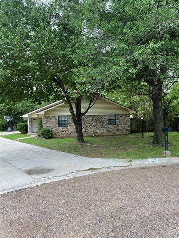 307 Ashland Court, Gainesville, TX 76240