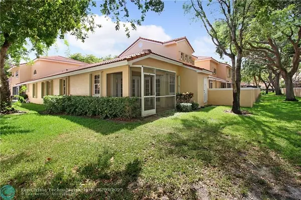 Coral Springs, FL 33071,11305 lakeview  #7-M