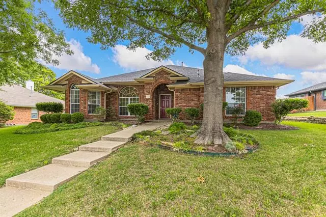 1102 Whispering Glen, Rockwall, TX 75087