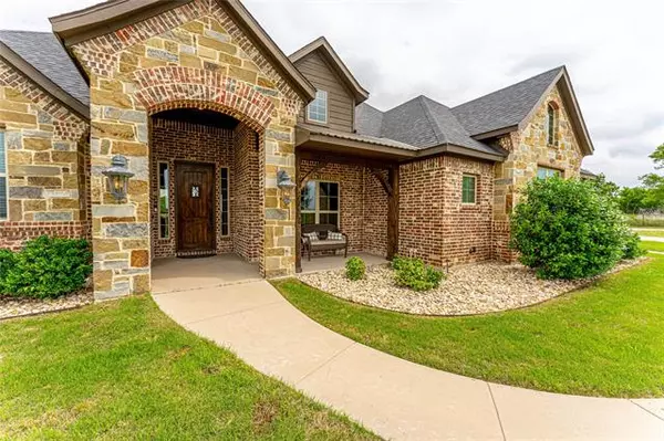 3867 Fm 813, Waxahachie, TX 75165