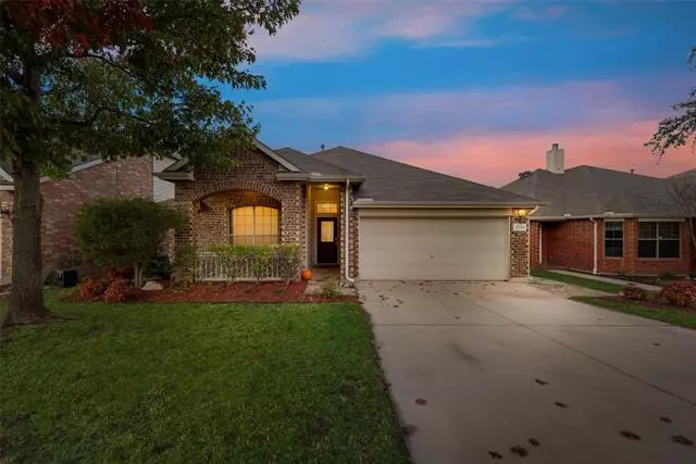 10708 Highland Ridge Road, Fort Worth, TX 76108